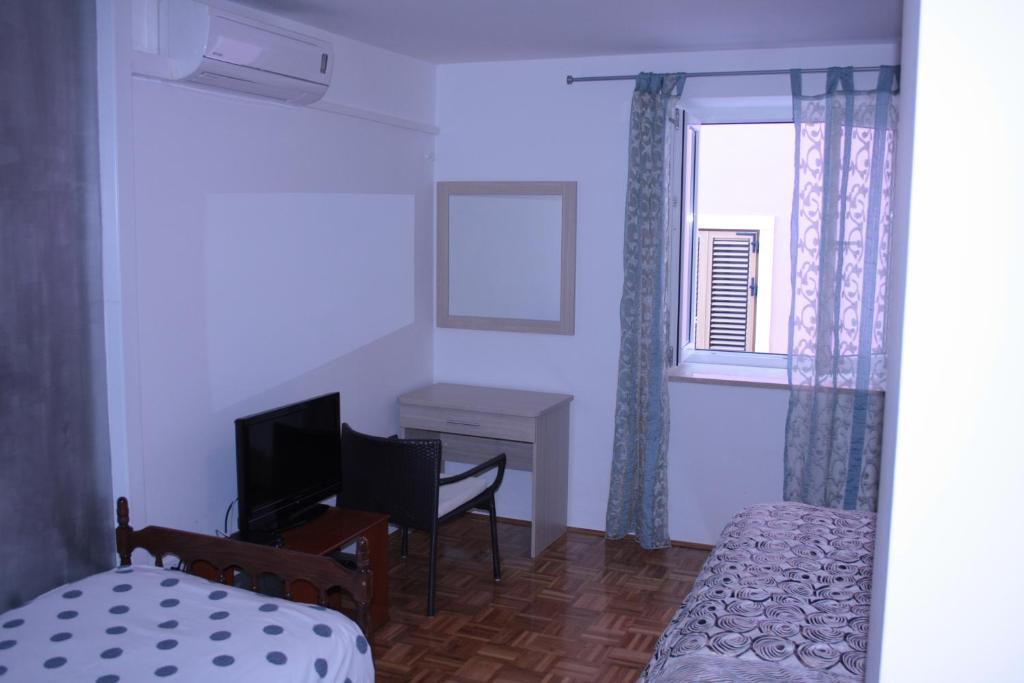 Apartments Tomato Novigrad  Ruang foto