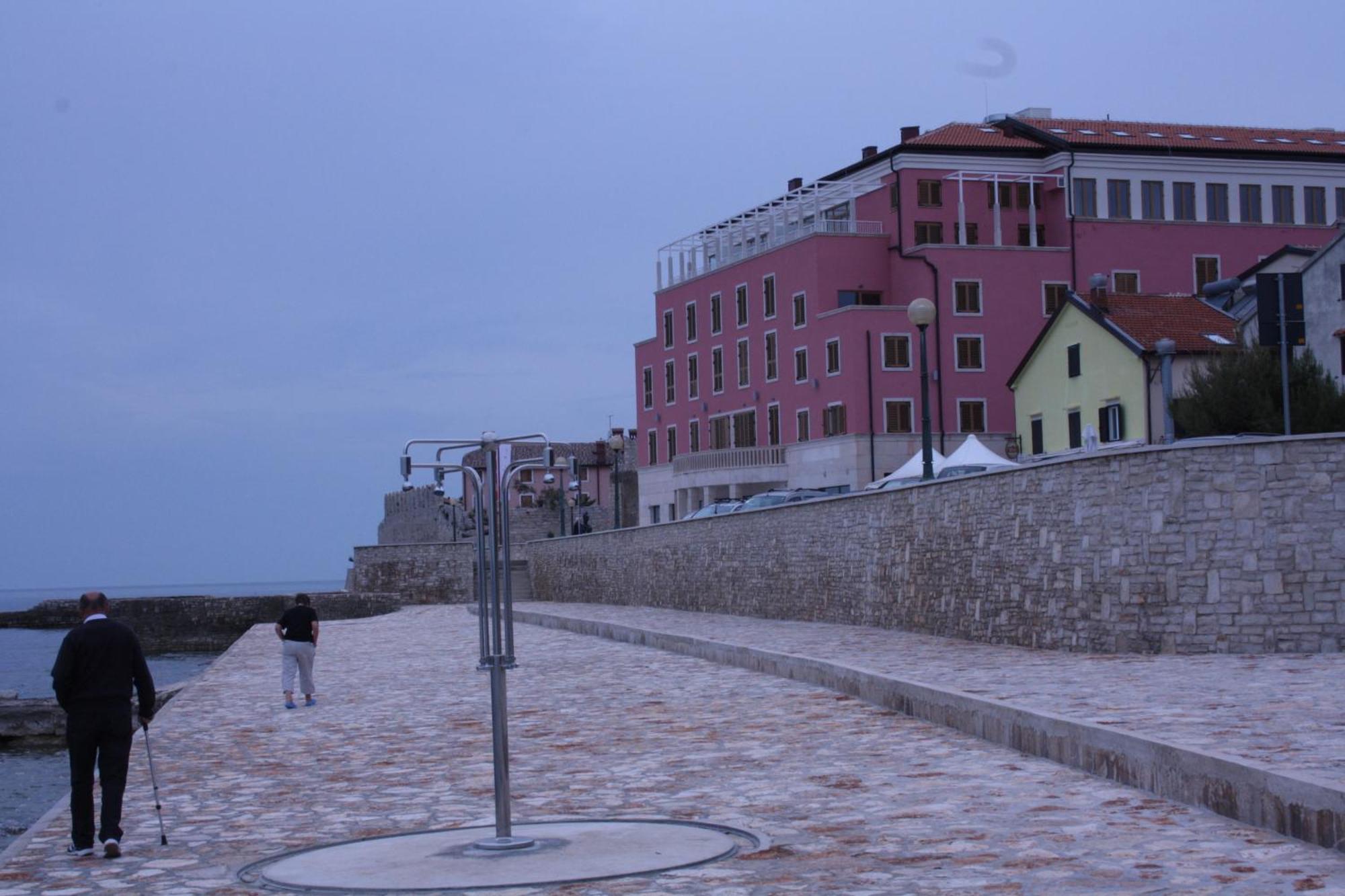 Apartments Tomato Novigrad  Bagian luar foto